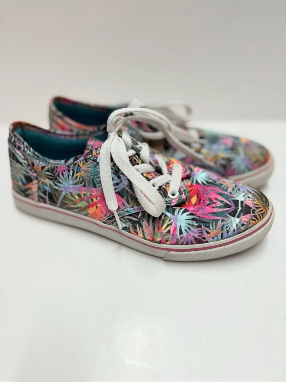 Multi Color Floral Print Tennis Shoes Sz Girls 4 Women's 5.5